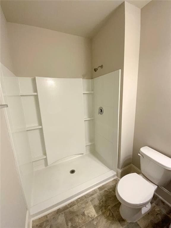 5 bedroom, 3 bathroom, 2,852 sq ft single family residence under contract at 9900 Ashton Old Road, Douglasville, GA 30135 — photo 10