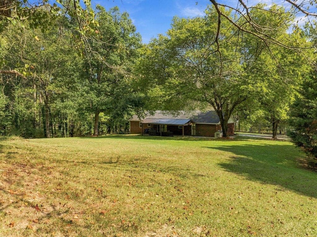 3 bedroom, 2 bathroom, 1,397 sq ft single family residence for sale at 1634 Little Texas Valley Road, Rome, GA 30165 — photo 7
