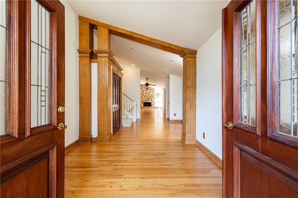 4 bedroom, 3 bathroom single family residence for sale at 3267 Ivanhoe Drive, Atlanta, GA 30327 — photo 5