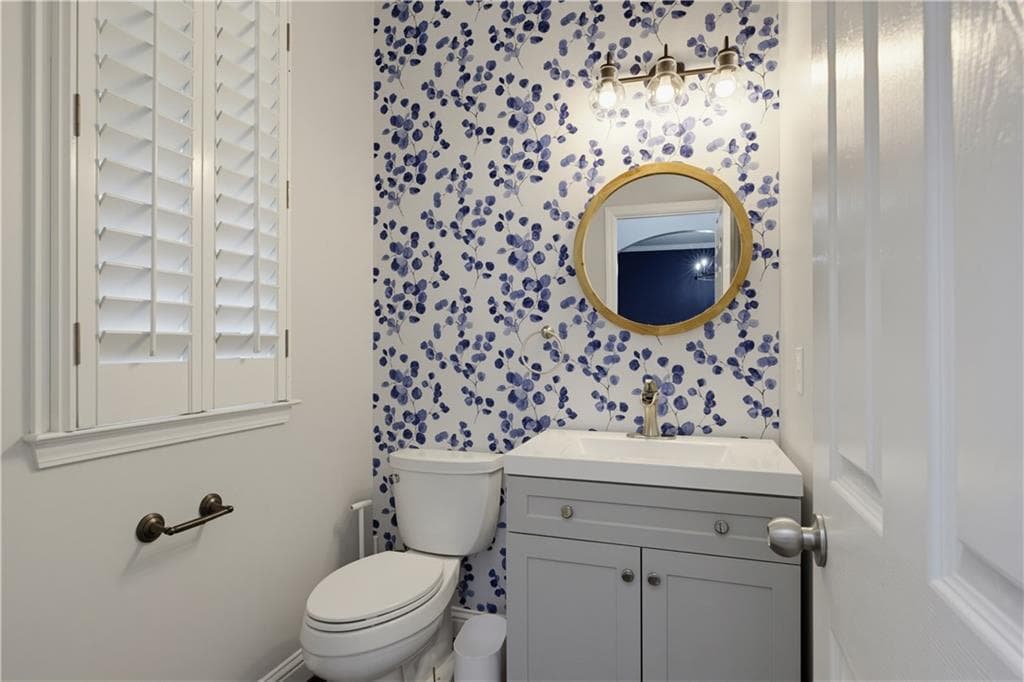 5 bedroom, 4 bathroom, 3,995 sq ft single family residence for sale at 330 Walnut Hills Crossing, Canton, GA 30114 — photo 7