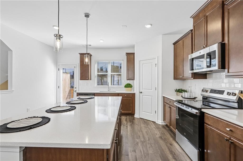 3 bedroom, 4 bathroom, 1,967 sq ft townhouse under contract at 67 Wilder Ridge Way, Lawrenceville, GA 30044 — photo 8