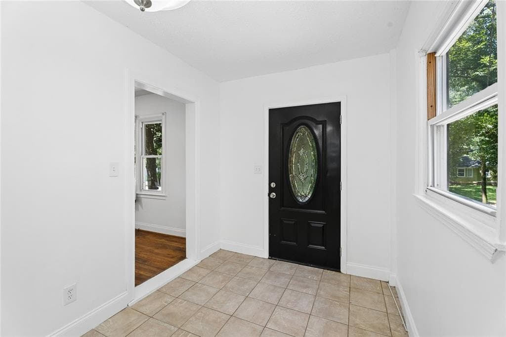2 bedroom, 1 bathroom, 912 sq ft single family residence for sale at 1790 Elaine Drive, Decatur, GA 30035 — photo 5