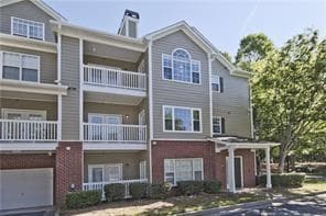 2 bedroom, 2 bathroom, 1,158 sq ft condominium for rent at 8102 WOODLAND Lane 8102, Alpharetta, GA 30009 for $2,000 a month — photo 2