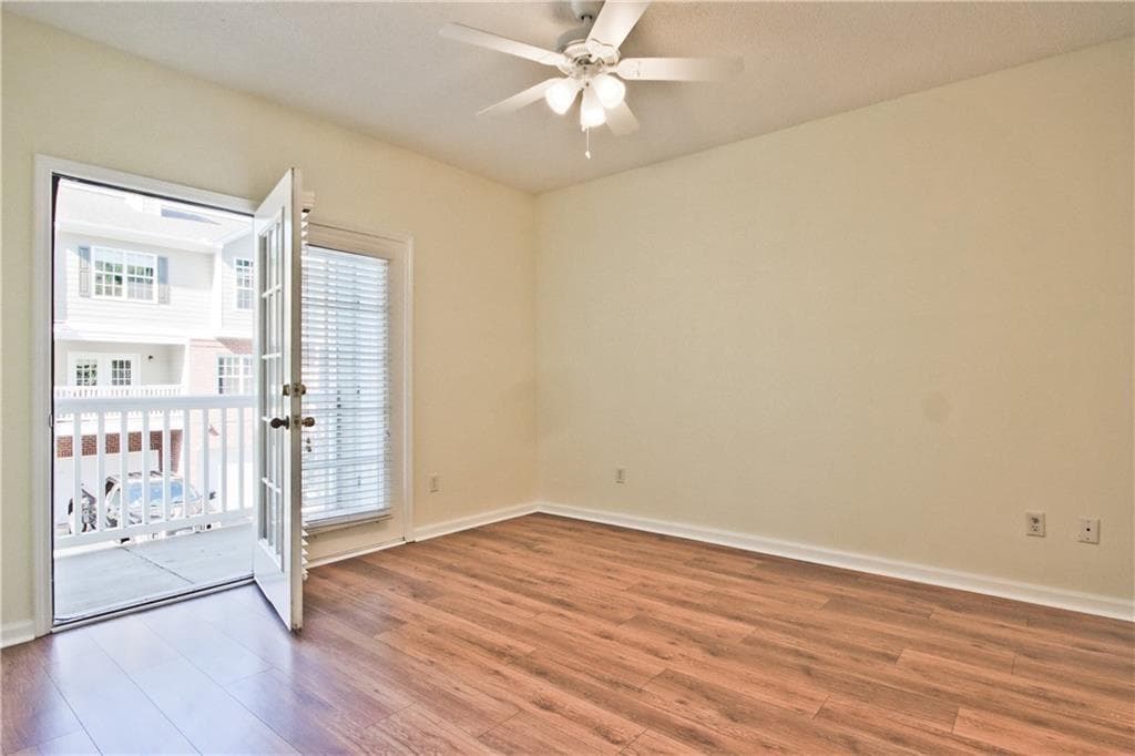 2 bedroom, 2 bathroom, 1,158 sq ft condominium for rent at 8102 WOODLAND Lane 8102, Alpharetta, GA 30009 for $2,000 a month — photo 10
