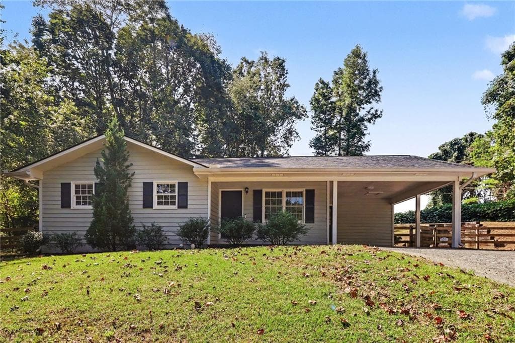 3 bedroom, 2 bathroom, 1,173 sq ft single family residence for sale at 745 Pioneer Road, Jasper, GA 30143