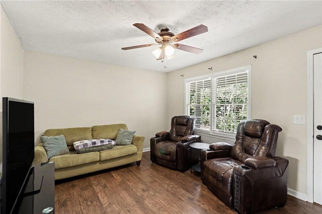 3 bedroom, 2 bathroom, 1,173 sq ft single family residence for sale at 745 Pioneer Road, Jasper, GA 30143 — photo 2