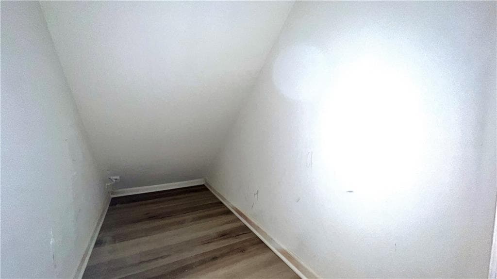 3 bedroom, 4 bathroom, 2,196 sq ft townhouse for rent at 4363 Grove Field Park, Suwanee, GA 30024 for $2,500 a month — photo 10