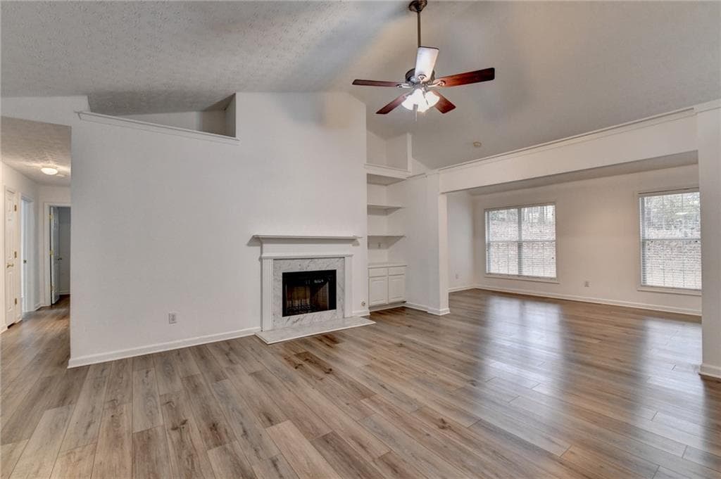 4 bedroom, 2 bathroom, 2,400 sq ft single family residence for sale at 5133 Haverford Run Drive, Lilburn, GA 30047 — photo 5