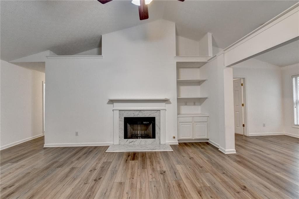 4 bedroom, 2 bathroom, 2,400 sq ft single family residence for sale at 5133 Haverford Run Drive, Lilburn, GA 30047 — photo 6