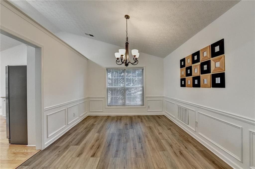 4 bedroom, 2 bathroom, 2,400 sq ft single family residence for sale at 5133 Haverford Run Drive, Lilburn, GA 30047 — photo 10