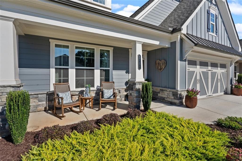 3 bedroom, 3 bathroom, 2,726 sq ft single family residence for sale at 1453 Bluffs Ridge Way, Canton, GA 30114 — photo 10