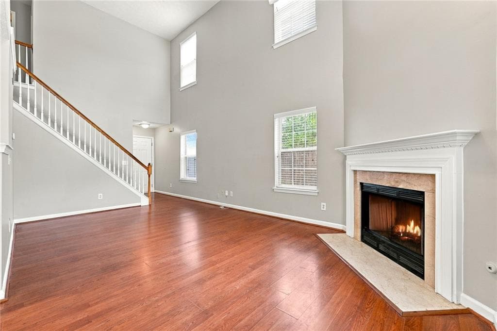 3 bedroom, 3 bathroom, 1,377 sq ft single family residence for sale at 2115 Calumet Crossing, Cumming, GA 30041 — photo 5