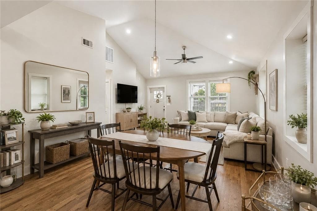3 bedroom, 2 bathroom, 1,238 sq ft single family residence for sale at 1303 Elizabeth Avenue, Atlanta, GA 30310 — photo 2
