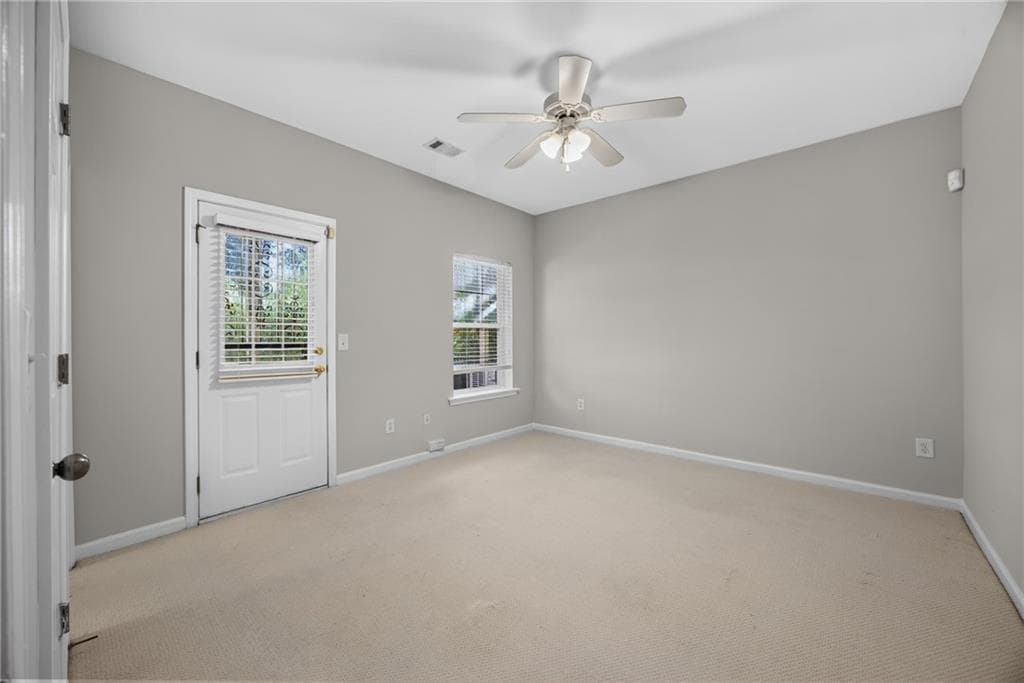 3 bedroom, 4 bathroom, 1,496 sq ft townhouse for sale at 3614 Utoy Drive, Atlanta, GA 30331 — photo 4