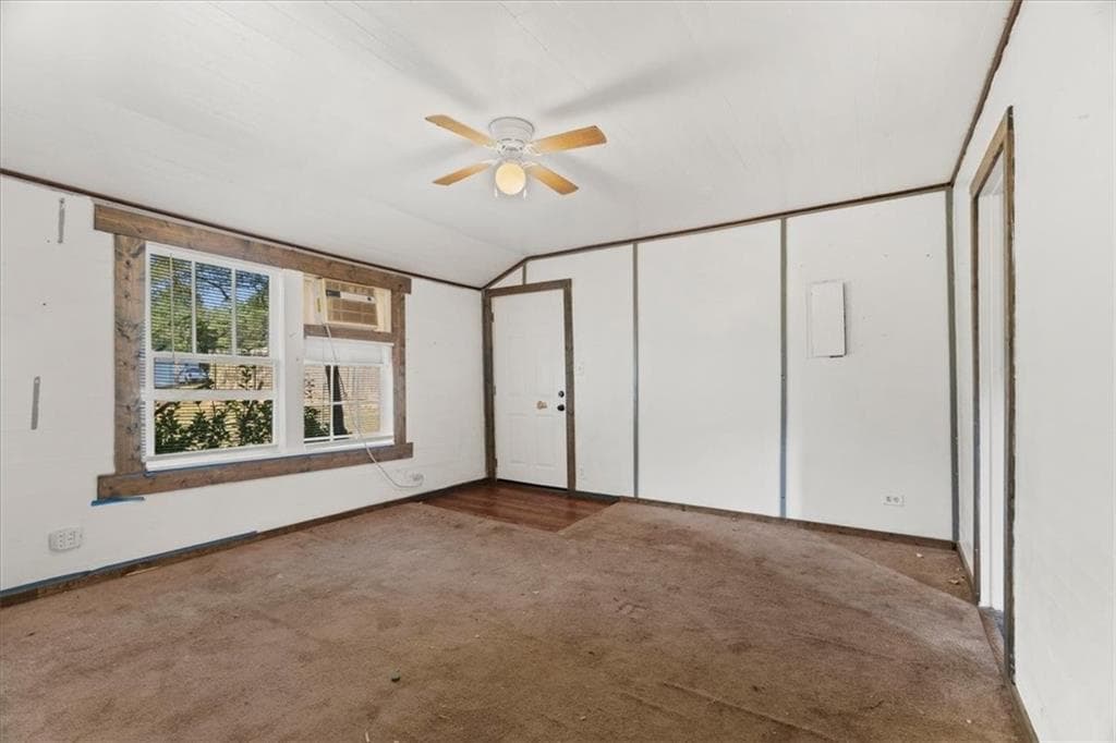 2 bedroom, 1 bathroom, 1,096 sq ft single family residence for sale at 362 River Bend Road, Plainville, GA 30733 — photo 7