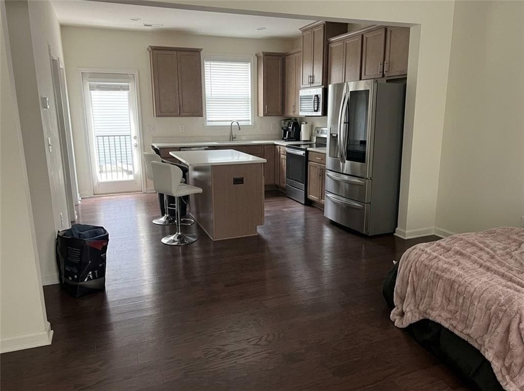 4 bedroom, 4 bathroom, 1,344 sq ft townhouse for sale at 870 Society Circle, Atlanta, GA 30331 — photo 7