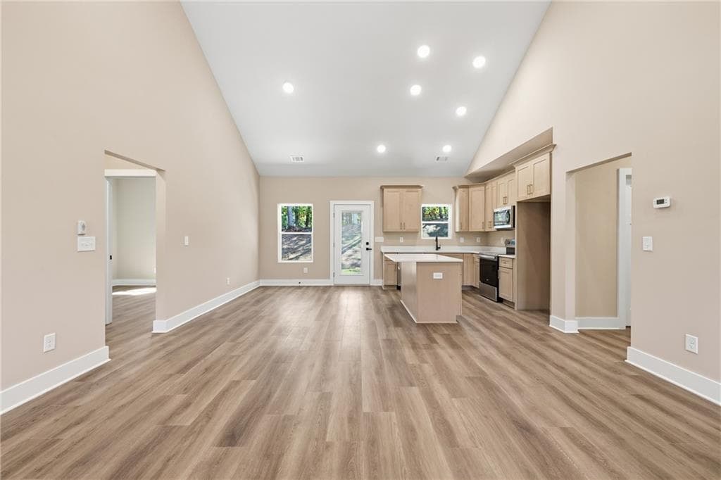 4 bedroom, 3 bathroom, 1,846 sq ft single family residence for sale at 180 Edwards Road, Clarkesville, GA 30523 — photo 5