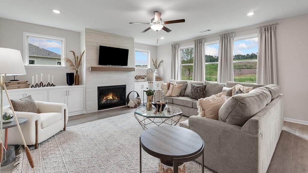 5 bedroom, 4 bathroom, 3,188 sq ft single family residence for sale at 8525 Stratford Oaks Avenue, Ball Ground, GA 30107 — photo 5