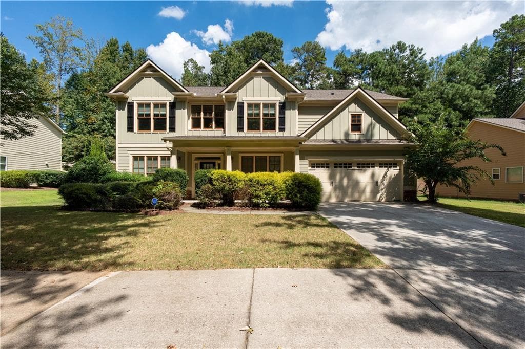5 bedroom, 3 bathroom, 2,931 sq ft single family residence for sale at 3919 Grand Park Drive, Suwanee, GA 30024 — photo 3