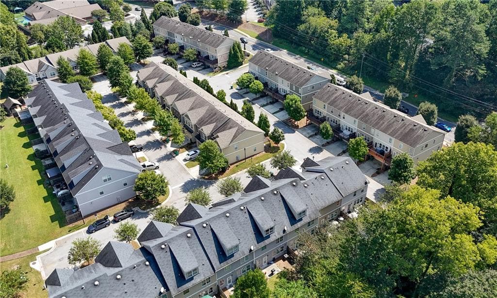 4 bedroom, 4 bathroom, 2,531 sq ft townhouse for sale at 1008 Candela Lane, Smyrna, GA 30082 — photo 3