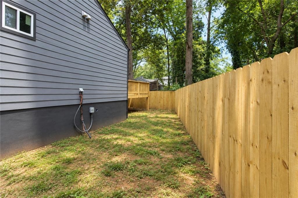 3 bedroom, 2 bathroom, 1,200 sq ft single family residence under contract at 1254 Campbellton Road, Atlanta, GA 30310 — photo 9