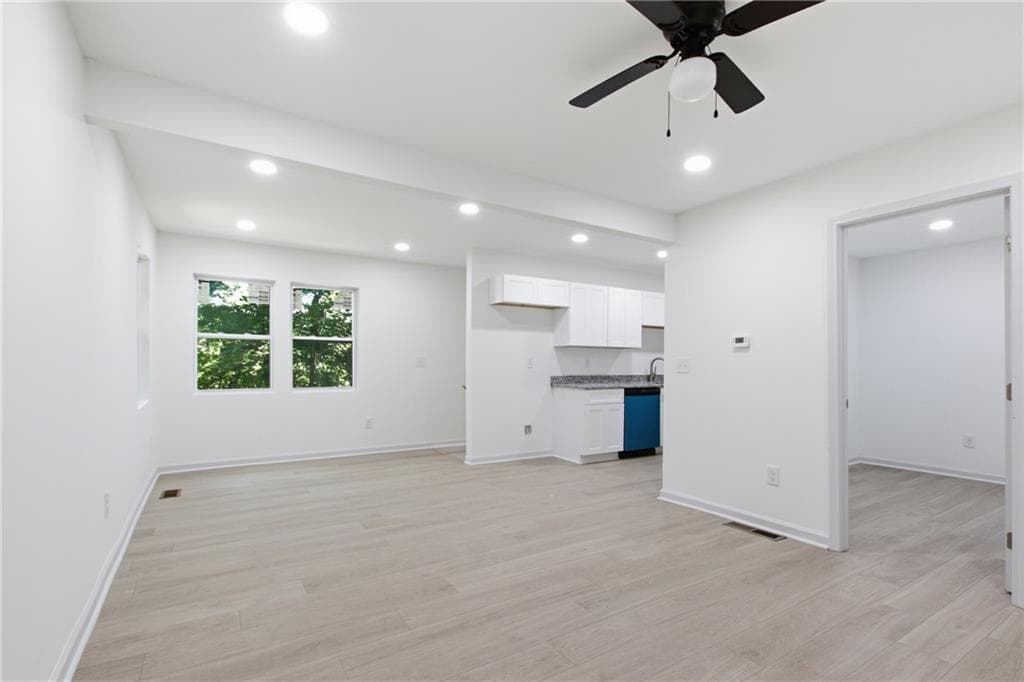 3 bedroom, 2 bathroom, 1,296 sq ft single family residence for sale at 152 Toole Street, Clayton, GA 30525 — photo 4