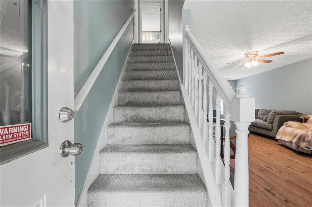 3 bedroom, 3 bathroom, 2,063 sq ft single family residence for sale at 3343 Pommel Court, Loganville, GA 30052 — photo 5