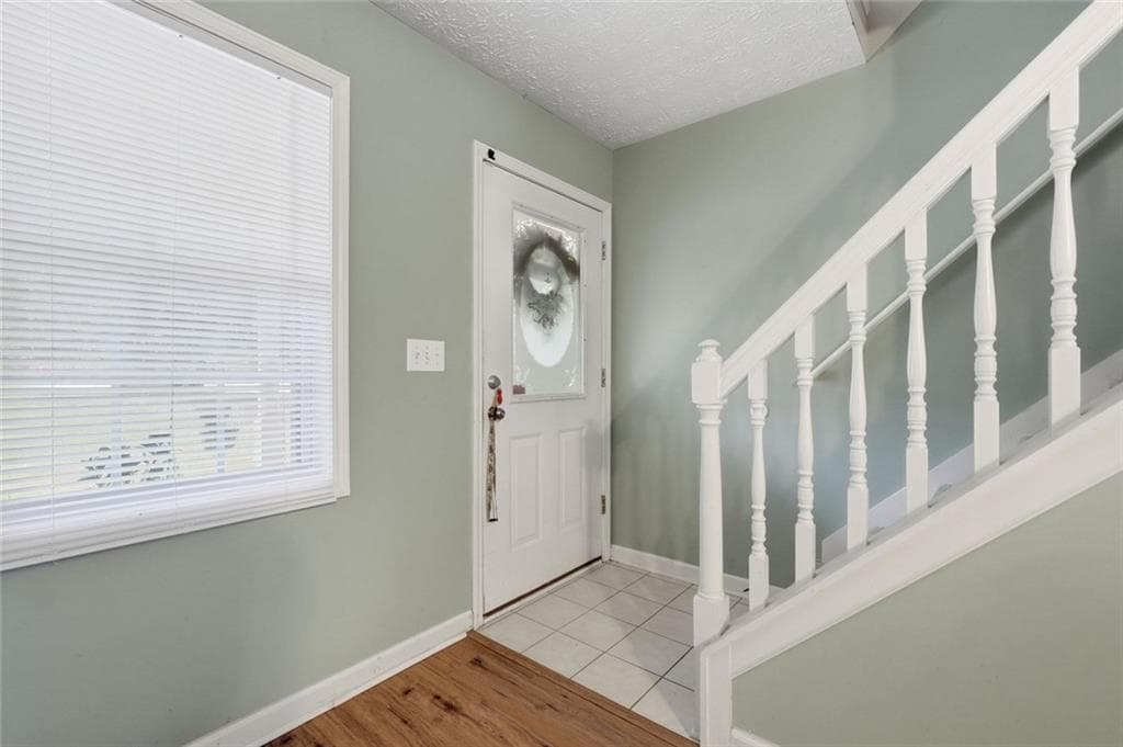 3 bedroom, 3 bathroom, 2,063 sq ft single family residence for sale at 3343 Pommel Court, Loganville, GA 30052 — photo 9