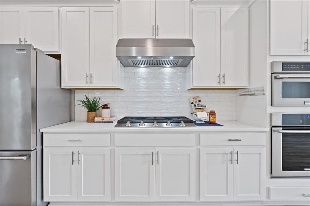 3 bedroom, 4 bathroom, 2,436 sq ft townhouse for sale at 3768 Duke Center Way, Peachtree Corners, GA 30092 — photo 5