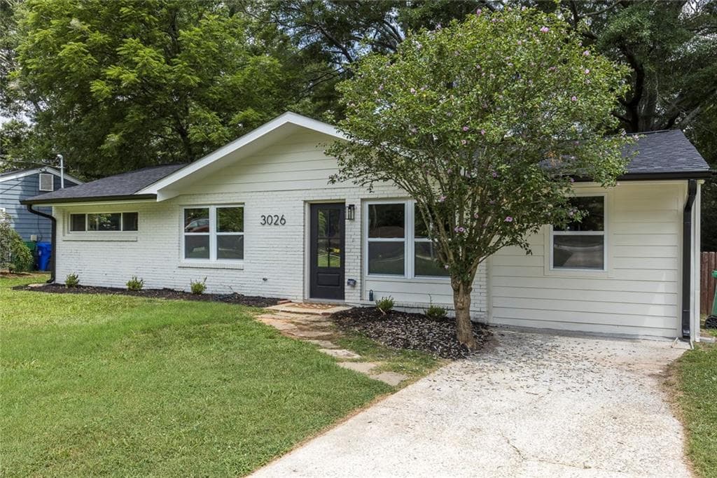 3 bedroom, 2 bathroom, 1,200 sq ft single family residence under contract at 3026 Brook Drive, Decatur, GA 30033 — photo 4