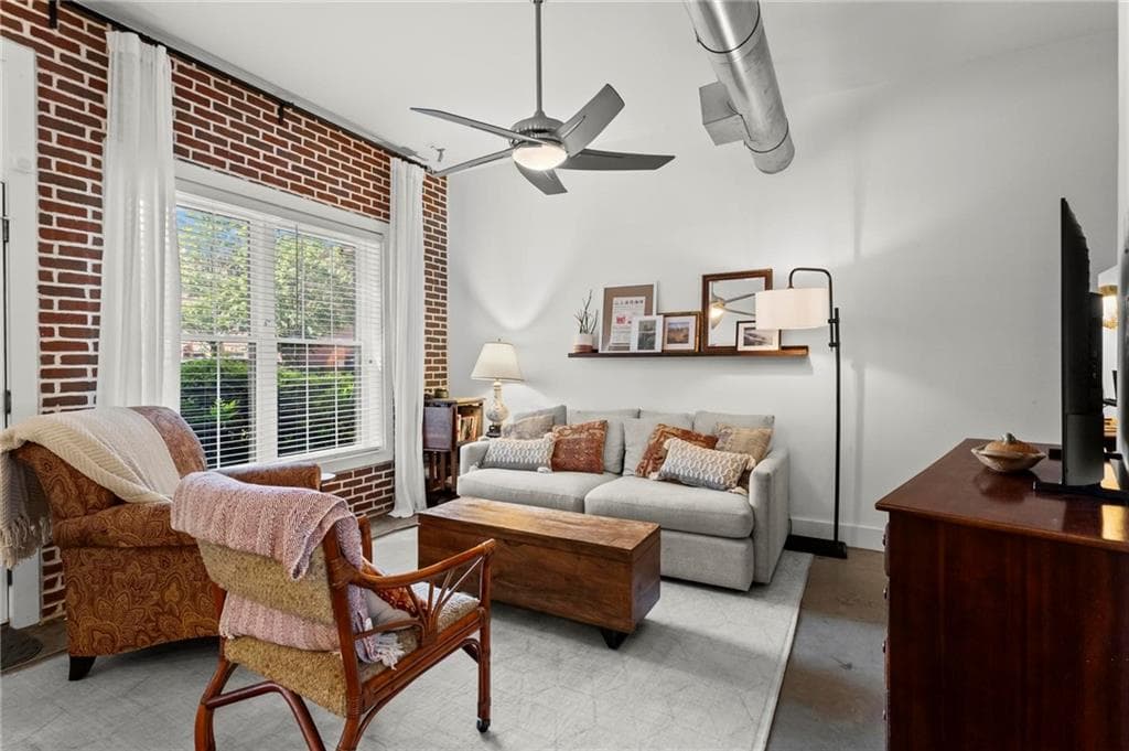 2 bedroom, 1 bathroom, 825 sq ft condominium for sale at 791 Wylie Street 1011, Atlanta, GA 30316 — photo 8