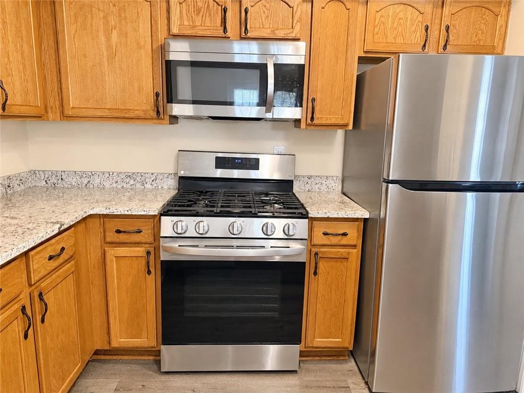 3 bedroom, 3 bathroom, 1,458 sq ft townhouse for rent at 3025 Sand Wedge Circle, Kennesaw, GA 30144 for $1,975 a month — photo 3