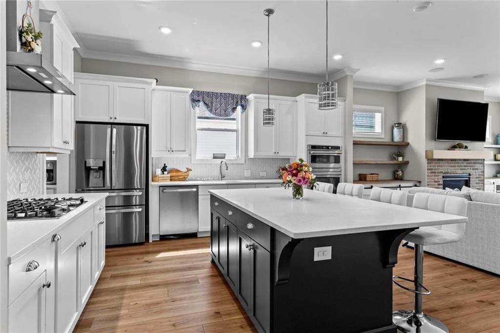 3 bedroom, 3 bathroom, 2,862 sq ft single family residence for sale at 1041 Cagle Creek Overlook, Canton, GA 30115 — photo 9