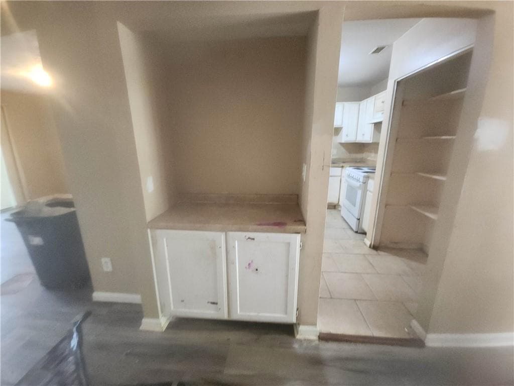 4 bedroom, 3 bathroom, 1,980 sq ft condominium for sale at 3575 Oakvale Road 506, Decatur, GA 30034 — photo 4