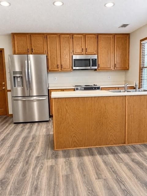 2 bedroom, 2 bathroom, 1,779 sq ft condominium for sale at 7109 Woodridge Lane, Union City, GA 30291 — photo 6