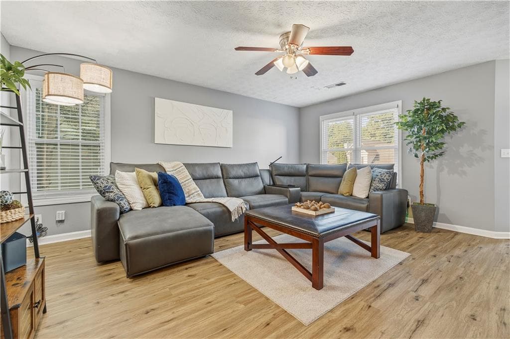 3 bedroom, 3 bathroom, 1,420 sq ft single family residence for sale at 2727 Northgate Way, Acworth, GA 30101 — photo 8