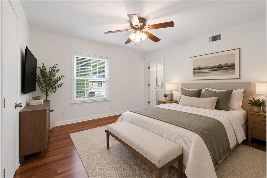 3 bedroom, 3 bathroom, 1,600 sq ft condominium for sale at 1402 Brighton, Sandy Springs, GA 30328 — photo 3