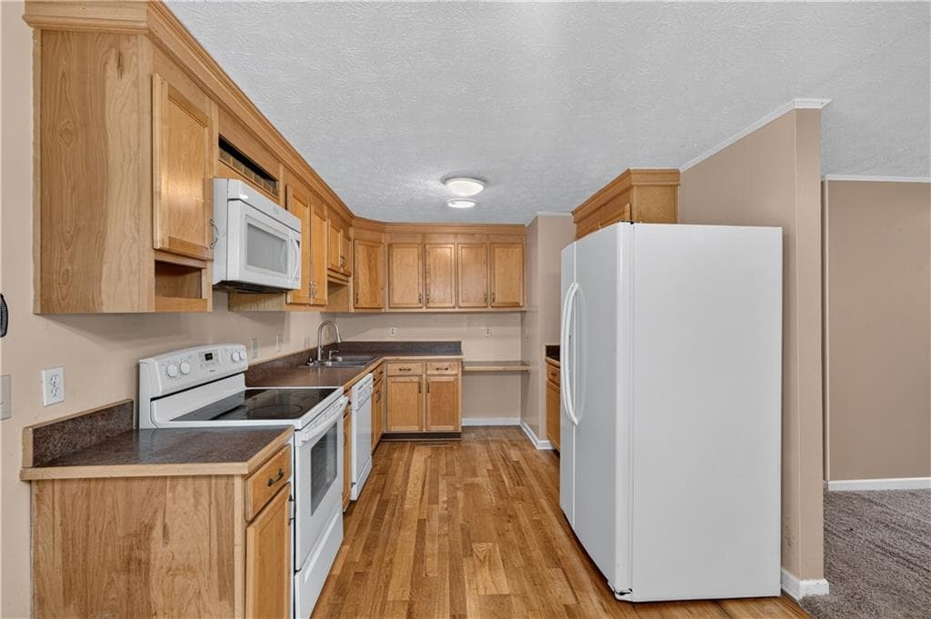3 bedroom, 2 bathroom, 1,458 sq ft single family residence for sale at 3232 Morgan Road, Temple, GA 30179 — photo 8