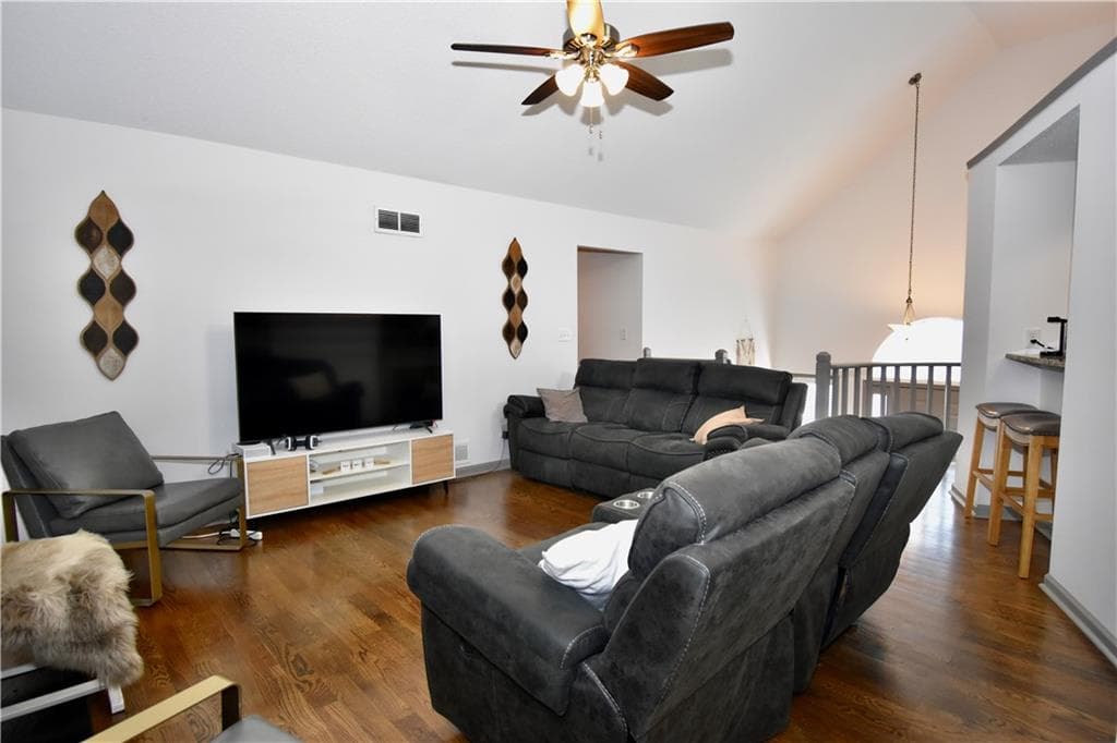 3 bedroom, 2 bathroom, 1,474 sq ft single family residence for rent at 2582 Candler Way, Marietta, GA 30064 for $1,975 a month — photo 5