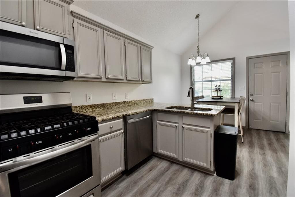 3 bedroom, 2 bathroom, 1,474 sq ft single family residence for rent at 2582 Candler Way, Marietta, GA 30064 for $1,975 a month — photo 10