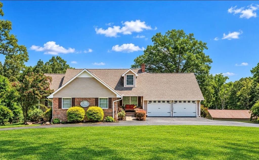 5 bedroom, 4 bathroom, 3,571 sq ft single family residence for sale at 39 Garrard Road, Rome, GA 30161 — photo 2