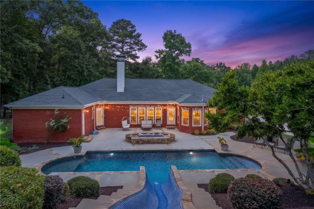 4 bedroom, 5 bathroom, 5,356 sq ft single family residence for sale at 7180 Westray Road, Cumming, GA 30028 — photo 2