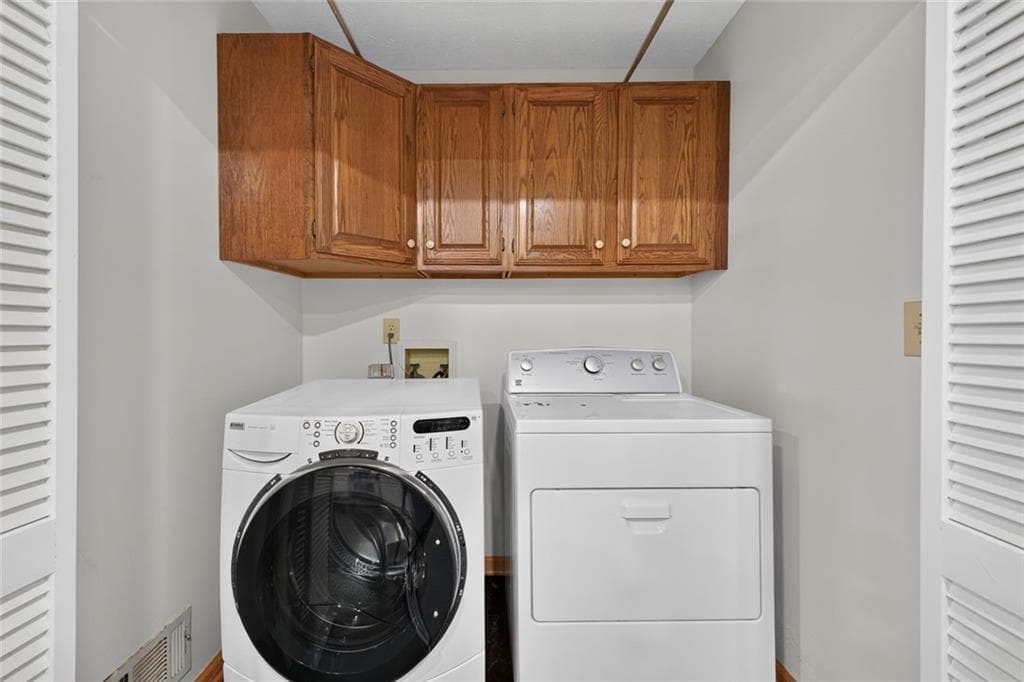 4 bedroom, 3 bathroom, 5,121 sq ft single family residence under contract at 840 Eagle View Trail, Lawrenceville, GA 30044 — photo 7
