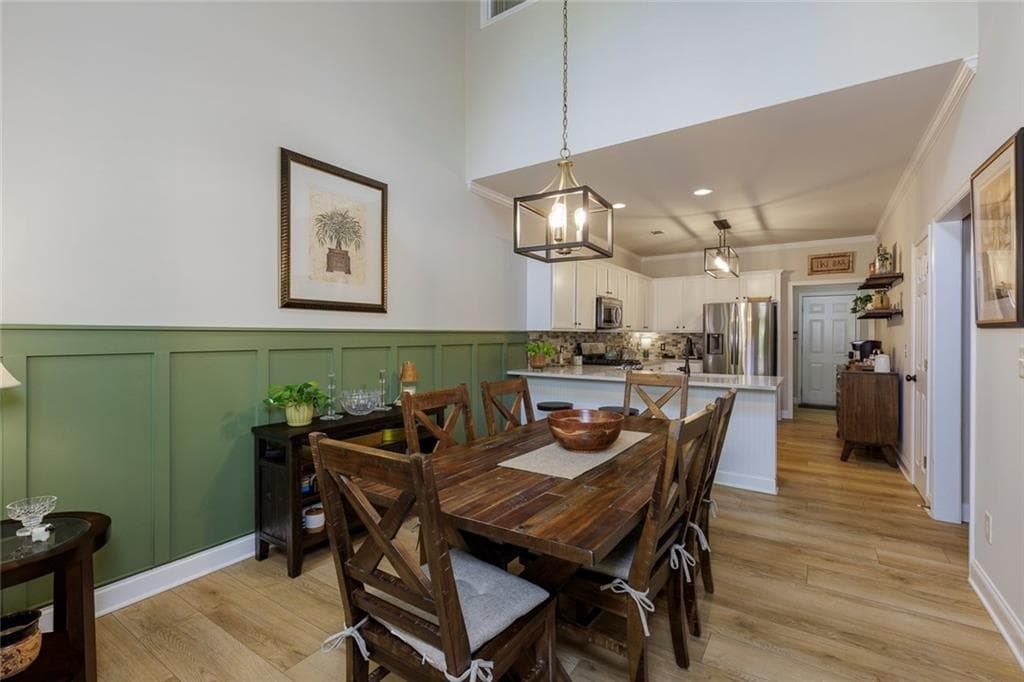 4 bedroom, 3 bathroom, 2,760 sq ft townhouse under contract at 1220 Freedom Lane, Roswell, GA 30075 — photo 10