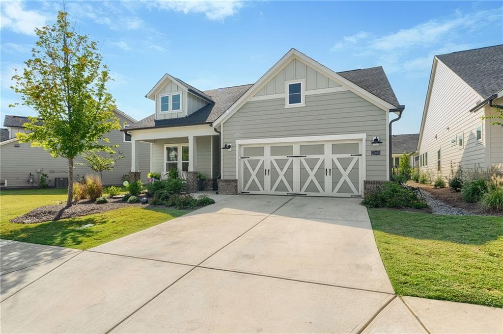 3 bedroom, 3 bathroom, 2,249 sq ft single family residence for sale at 2048 Ripple Park Bend, Canton, GA 30114 — photo 3
