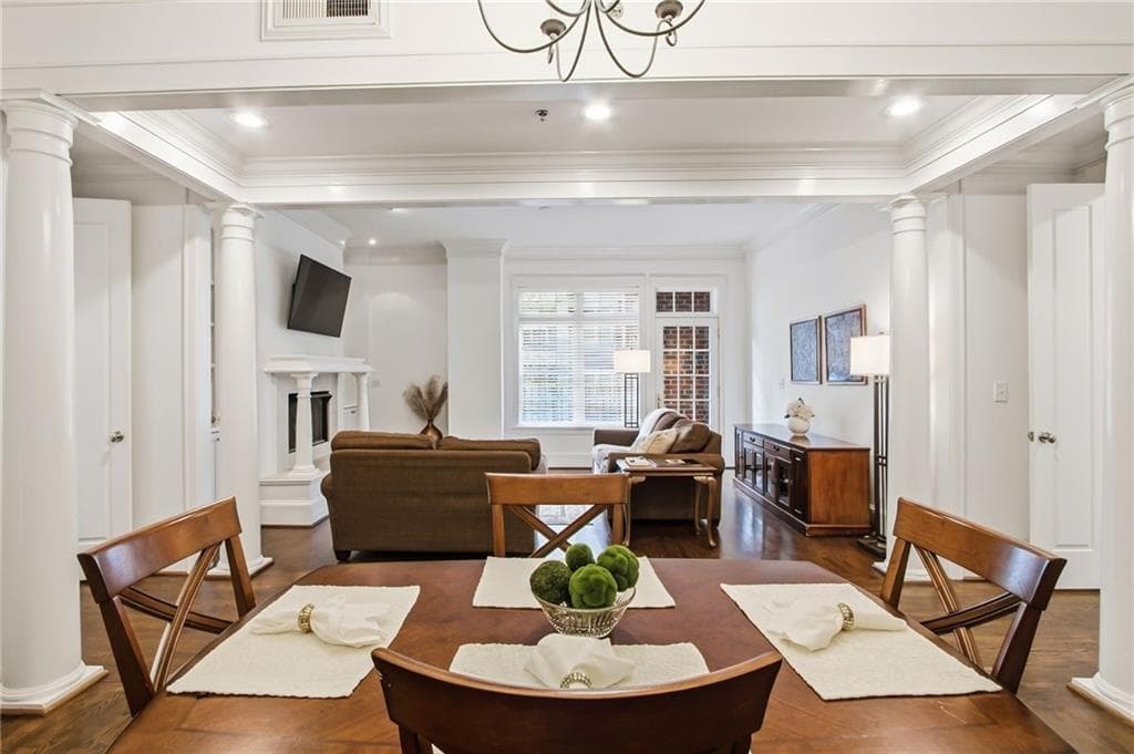 2 bedroom, 2 bathroom, 1,385 sq ft condominium for sale at 77 Peachtree Place 201, Atlanta, GA 30309 — photo 6