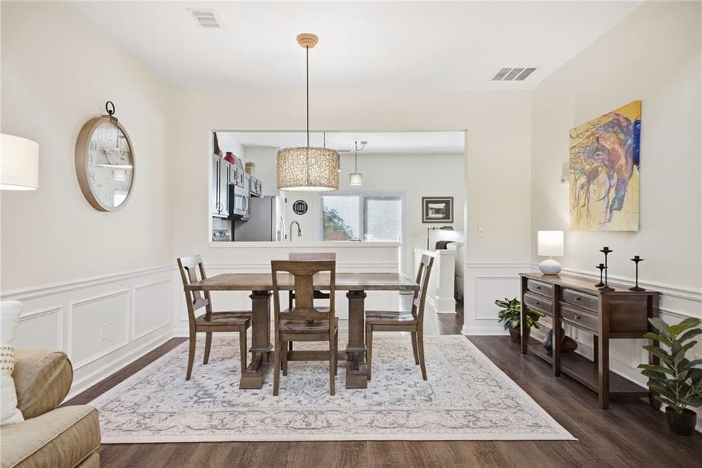 3 bedroom, 3 bathroom, 1,840 sq ft townhouse for sale at 202 Kenninghall Lane 30, Smyrna, GA 30082 — photo 9