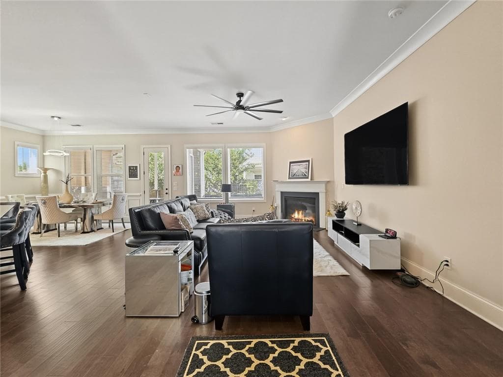 2 bedroom, 2 bathroom, 2,084 sq ft single family residence under contract at 415 Frazier Street, Woodstock, GA 30189 — photo 9