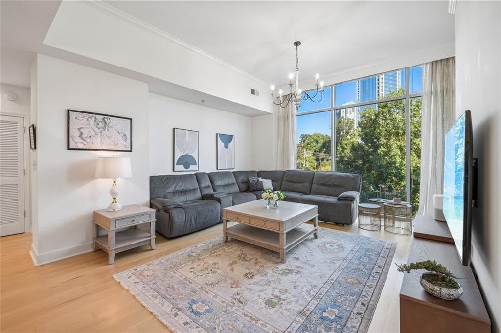 2 bedroom, 3 bathroom, 1,594 sq ft condominium for sale at 2795 Peachtree Road 405, Atlanta, GA 30305 — photo 2