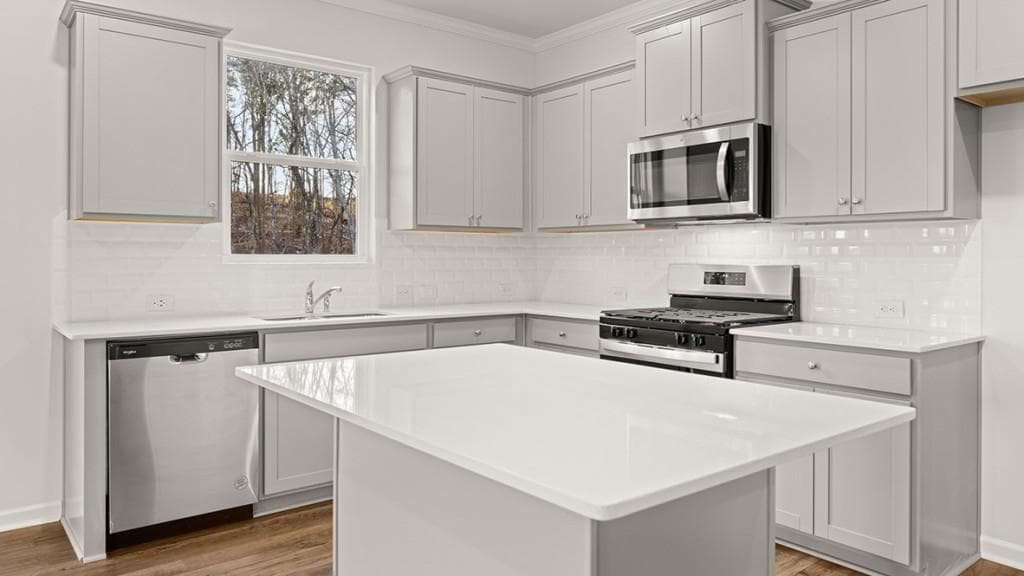 5 bedroom, 5 bathroom, 3,389 sq ft single family residence for sale at 160 Supreme Court, Braselton, GA 30517 — photo 7